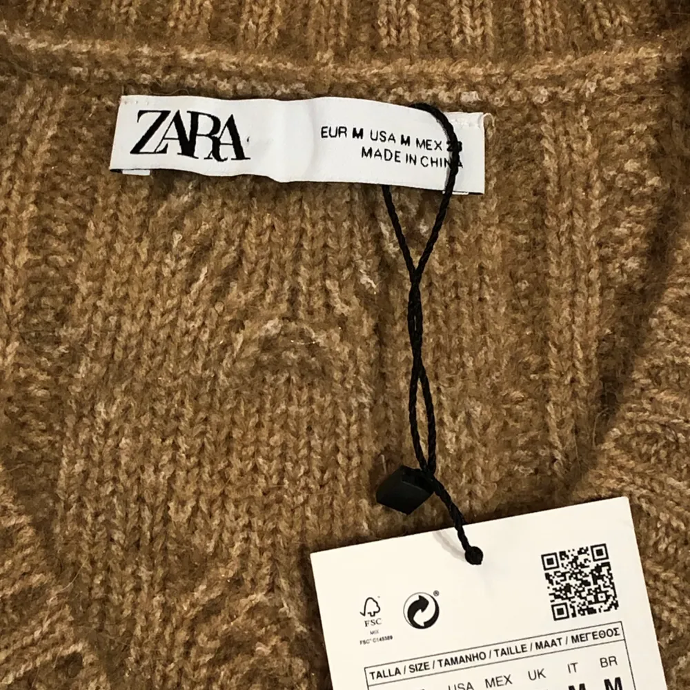 Zara vest, Medium, Brand new never used!. Stickat.