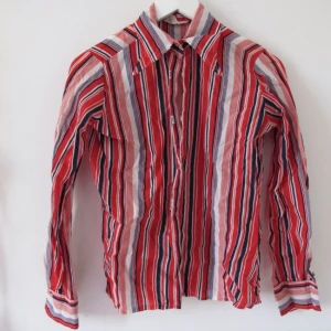  - Jättefin randig skjorta 