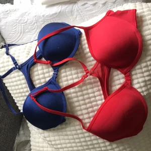  - 🌸2 st bh! Båda för 50kr. Kan skickas mot betalning 🌸