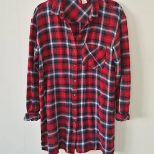  - Lång skjorta från HM