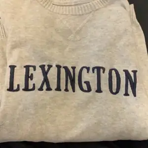 Riktigt snygg Lexington tröja som knappt är använd