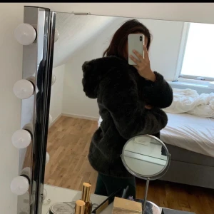 lurv jacka - supermysig!!