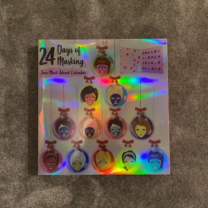 Adventskalender  - Adventskalender med ansiktsmasker. Lucka 1 är öppnad och säljer den därför min hud är för känslig för masker (vilket jag inte visste)... ❤️💕