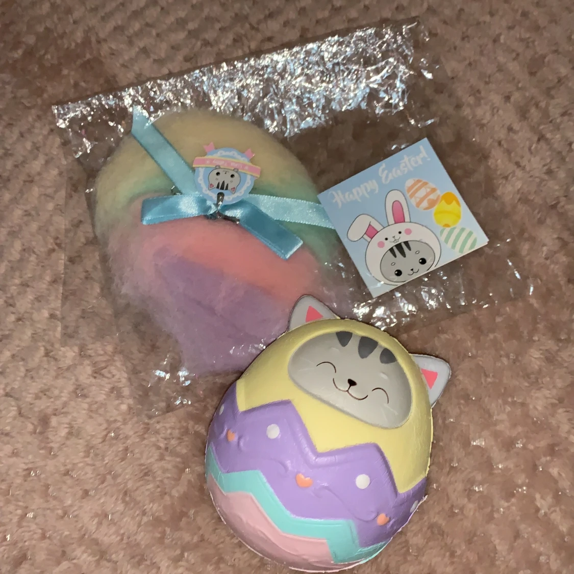 Easter egg squishy från luna tabby 