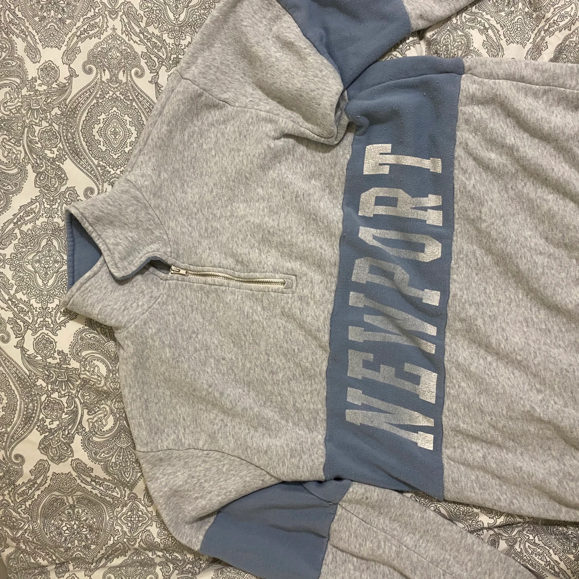 Brandy Melville Sweater