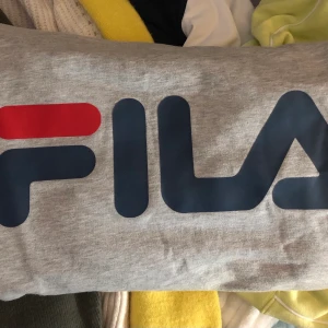 FILA Sweatshirt - Sweatshirt från FILA i strl S.