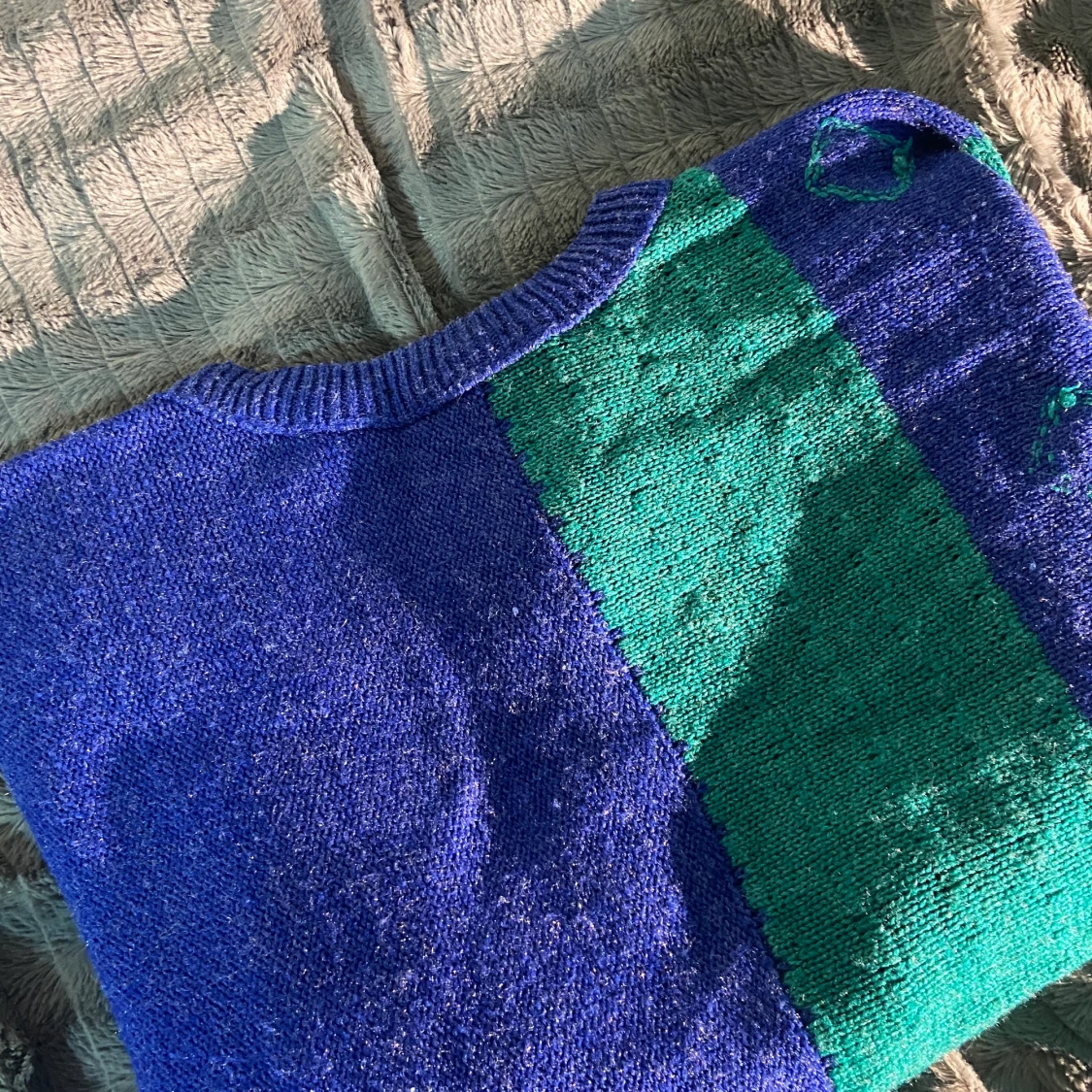 Blå grön tröja st L - 90