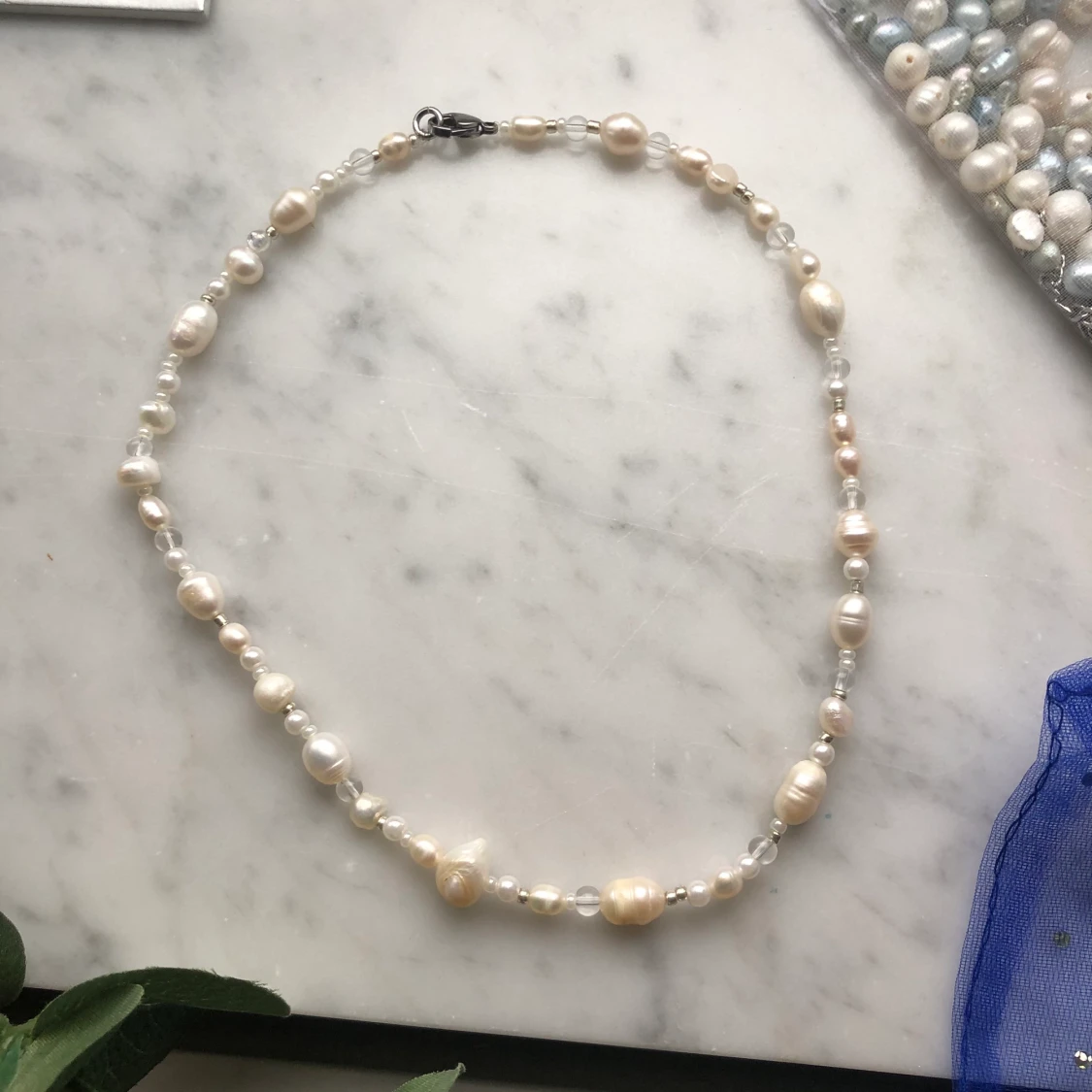 PĂ€rlhalsband đ€