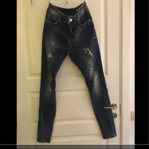  - Fina byxor i från lager 157. Använda två gånger.