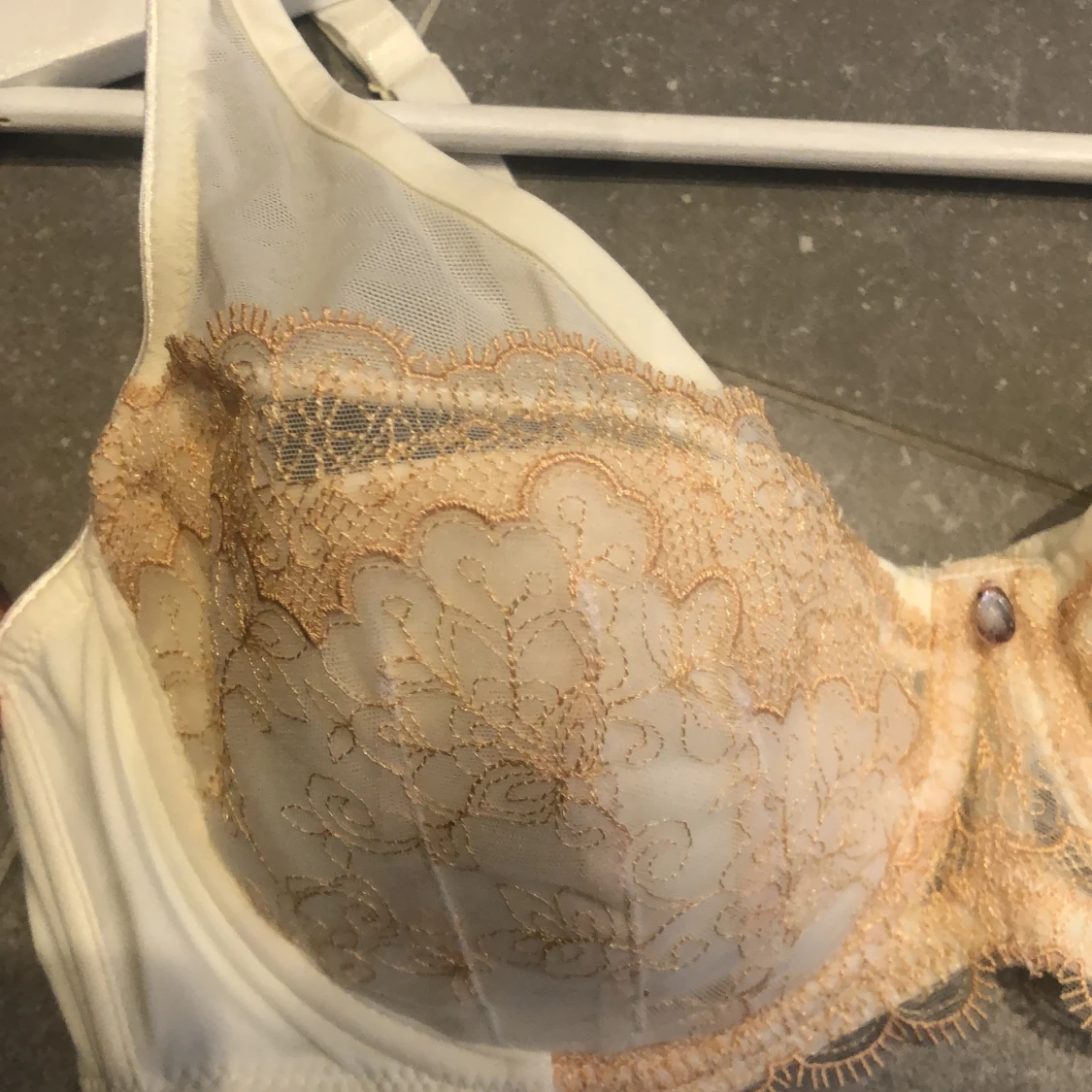 Ny, oanvänd bh - 91