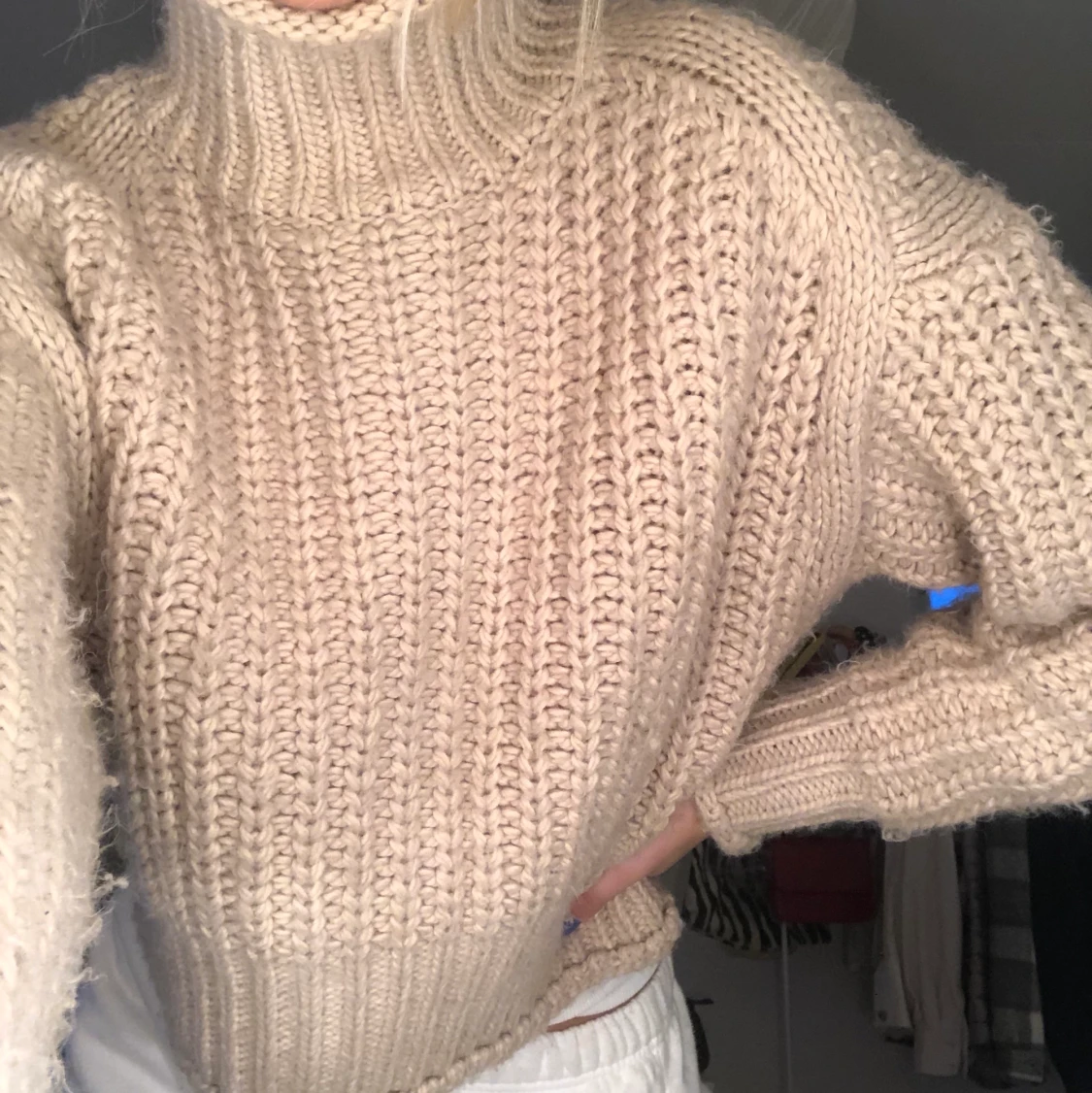 Stickad tröja