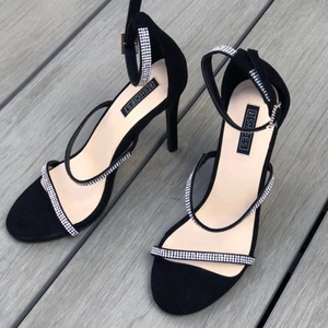 Sandaletter - Sandaletter ifrån NLY, storlek 38 och är oanvända