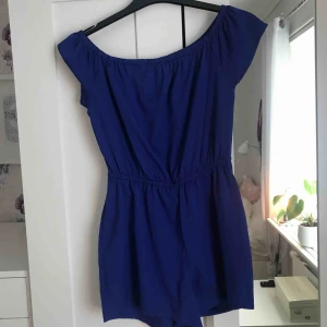  - Använt en gång! Jätte fint material sååå fin på.