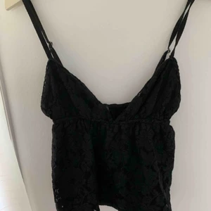  - Svart linne från Chelsea.