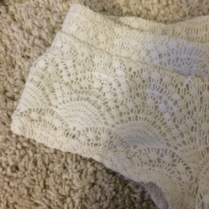 Virkade shorts, skitbra form! Strl 140, ca XXS.  - Virkade shorts, skitbra form! Strl 140, ca XXS. 