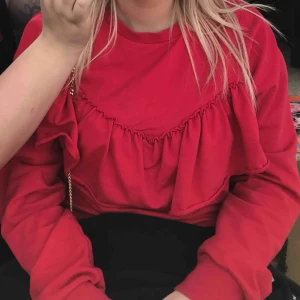  - Tröja från bikbok, 150kr inkl frakt😊