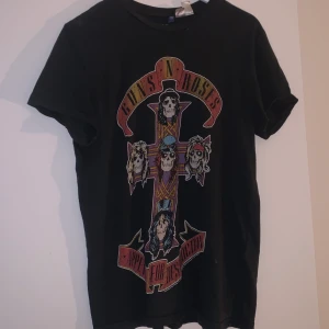 ACDC-tisha - T-shirt med ACDC-tryck, använd en gång