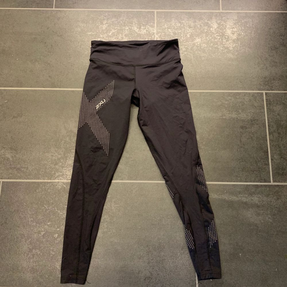 2xu tights - Jeans & Byxor | Plick Second Hand