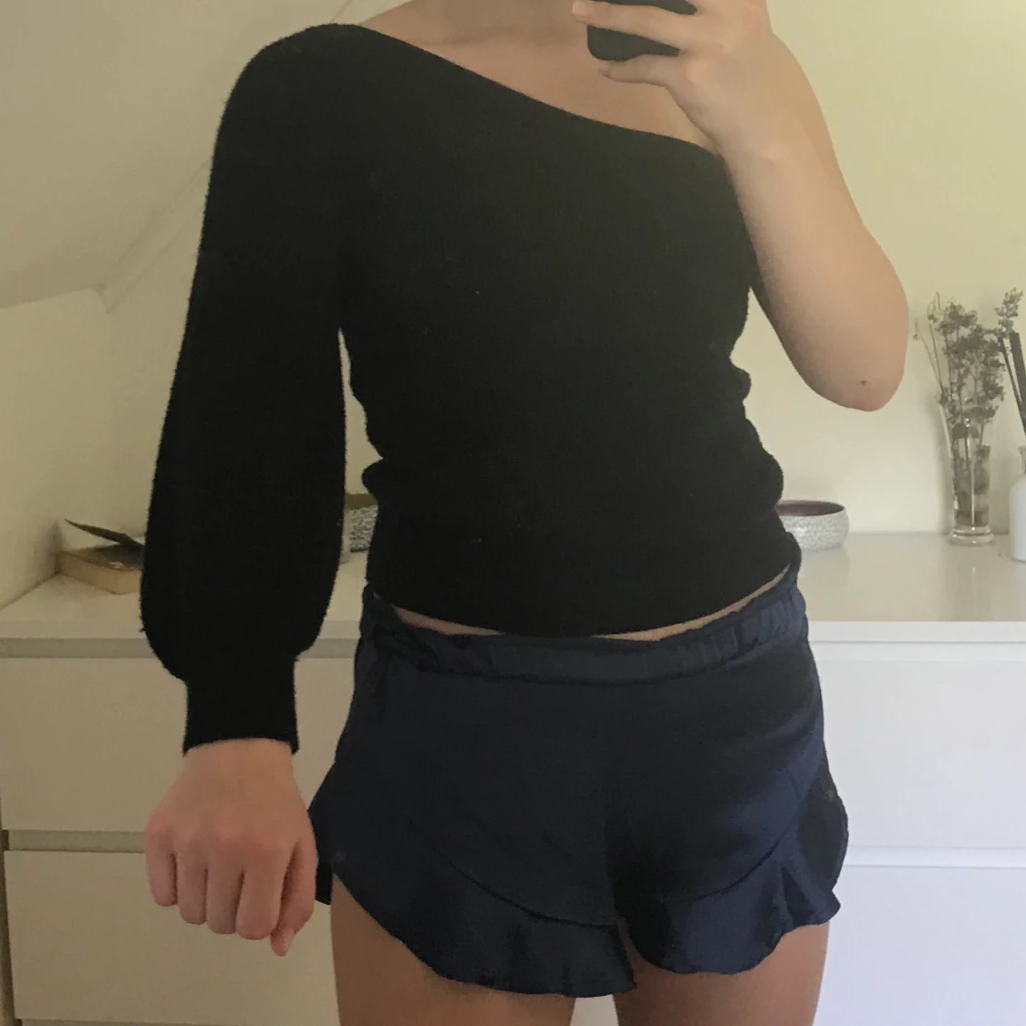 One shoulder tröja - 91