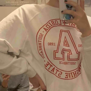  - snygg oversized långärmad tröja 