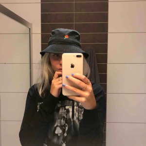  - Supercool buckethat från Empyre, köptes för 500 kr!  