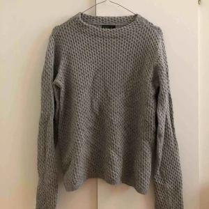  - Mysig stickad tröja från Stockholm LM. 