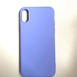 Pastellila skal  - Säljer det här pastellila skalet som aldrig kommit till användning. Passar IPhone X/XS!!!! Fynda!!!!💜💜 Nypris: 55kr