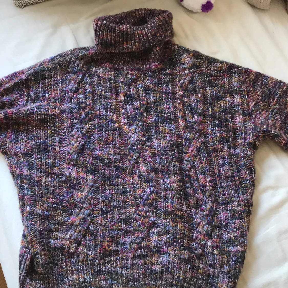 Snygg, skön, stickad tröja ! - 90