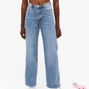 Intressekoll  - Intressekoll på dessa jeans från monki i färgen mid blue som inte används så mkt längre, ganska nya BUDA!!