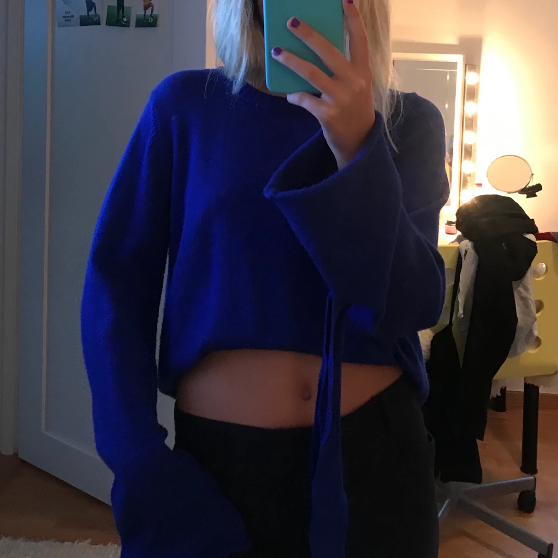 Blå stickad tröja - 90