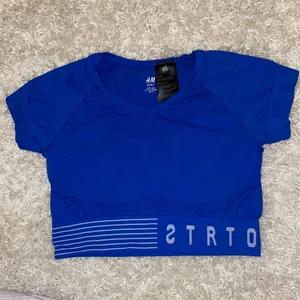  - Croppad träningströja!!