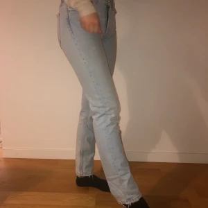Jeans ”boyfriend” - Snygga jeans i lösa sköna modellen ”boyfriend”. Nytt skick!