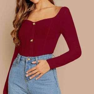  - Oanvänd topp i storlek Xs. 