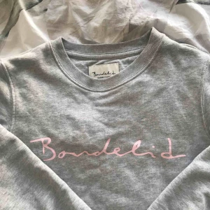  - Knappt använd tröja från Bondelid, köpt i somras på MQ.