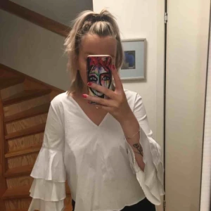  - Snygg tröja från zara, använd 1 gång