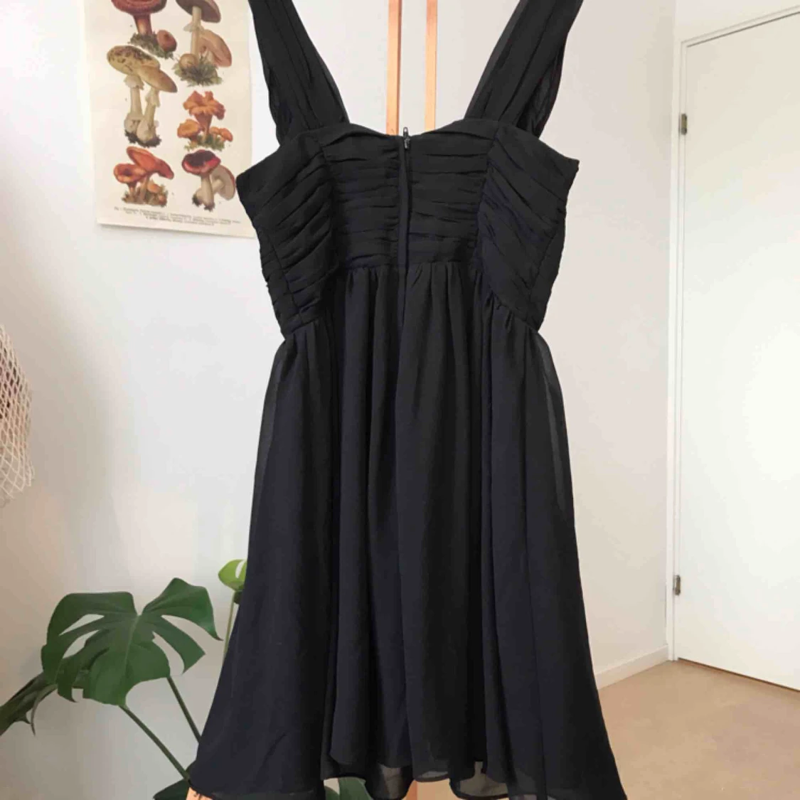 Svart babydoll klänning - 91