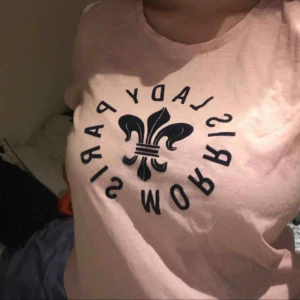  - superfin rosa t-shirt!!! 