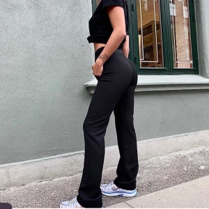 Gina byxor - Köpa här på plick bilden ä från förra ägare jätte finna men använder dom inte