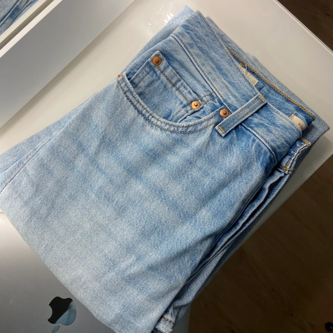 Levi’s Straight Ankle Jeans - 91