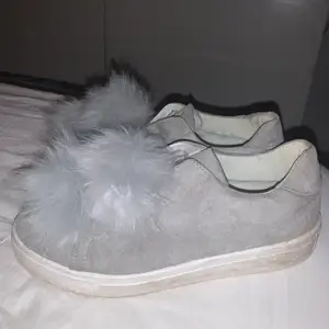 Superfina ljusgrå skor från Bianco