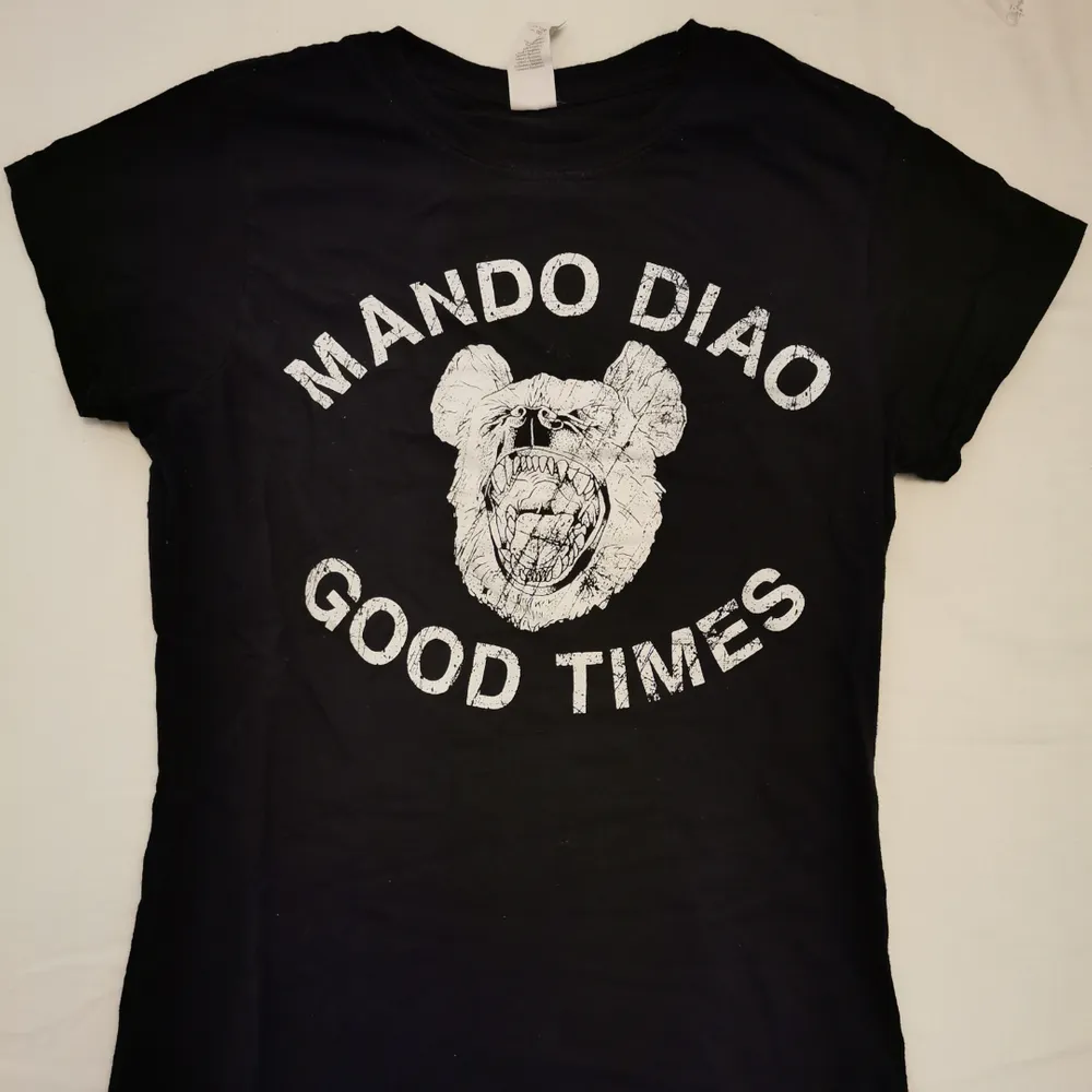 Köpt på Mando Diao konsert i Göteborg. . T-shirts.