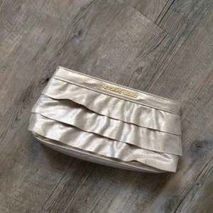  - Läcker Victoria secret väska/necessär! Använd några få gånger🌼