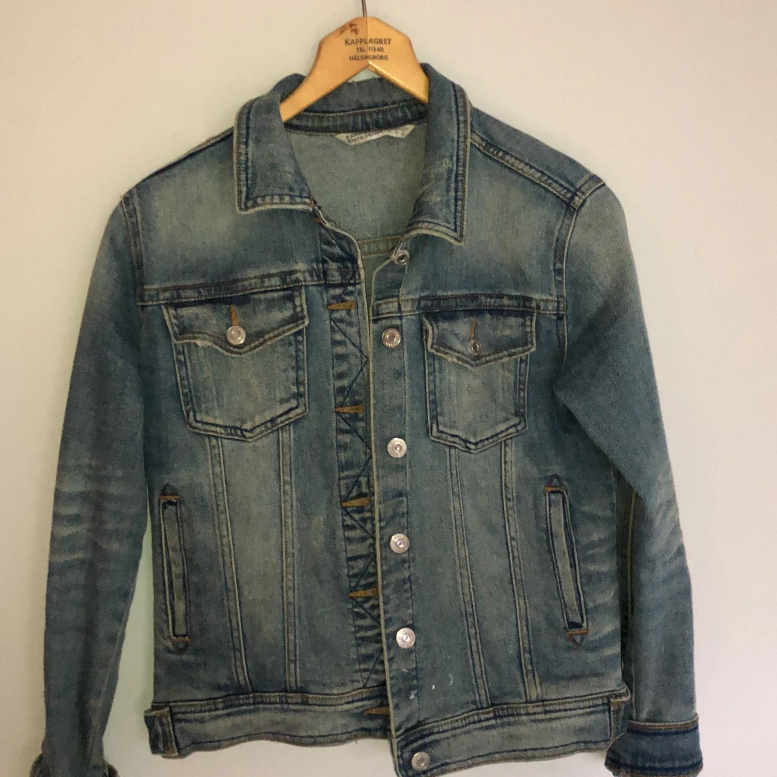 Zara jeansjacka storlek S