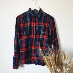 Flanel check shirt - Red/blue check shirt.Super soft fabric. Straight fit