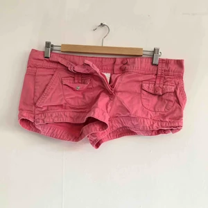  - Färgglada shorts 🔮 kan mötas upp i Jönköping annars står köparen för frakten