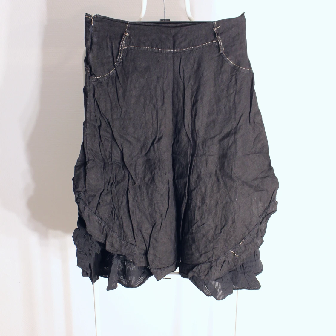 Volang kjol i 100% linne  - 90