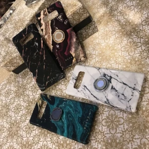 Samsung Note 8  - Fina skal till Samsung Note 8. Marmorskalet är otroligt fina och värde 250kr styck.säljes styck eller alla i paket.