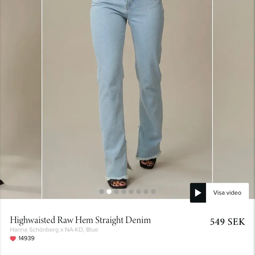 Jättefina jeans från Hanna Schönbergs kollektion med NAKD, säljer då de är förstora.. Använda fåtal gånger💞 Nypris 549kr, storlek 36. Slutsålda på hemsidan. . Jeans & Byxor.