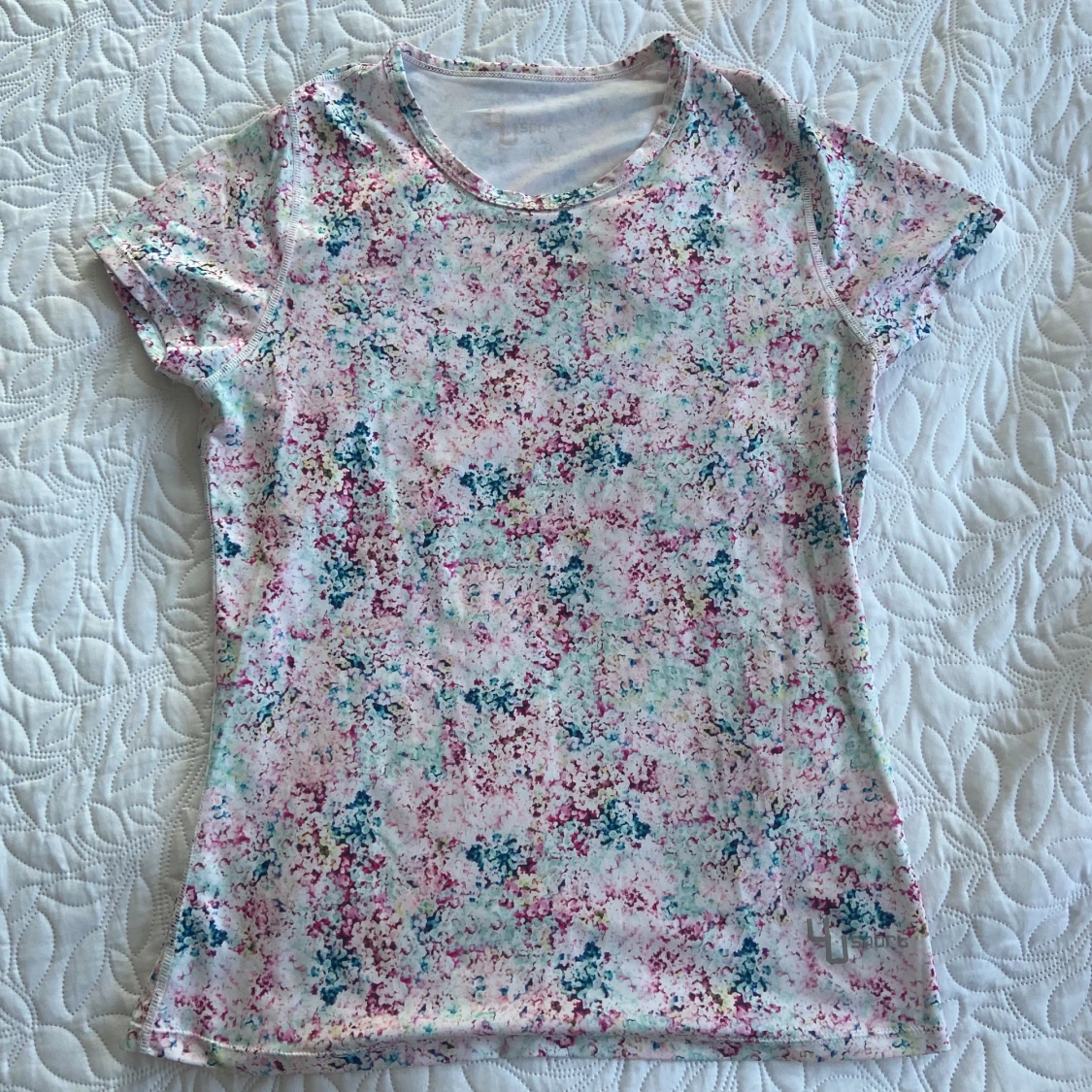 Tre st träningtröjor, 150kr för alla!  - 91