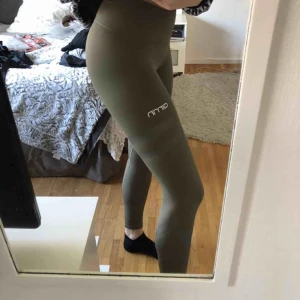 - Tränings tights ifrån aimn! Använda fåtal gånger, är som nya! 🥰 
